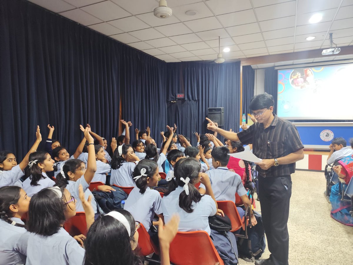 BITMKolkata's tweet image. Illustrating the impact and reach of #ScienceCenters and #ScienceMuseums, @BITMKolkata, a Unit of @ncsmgoi, @MinOfCultureGoI commemorated International Science Center and Science Museum Day #ISCSMD, with #OpenHouseQuiz and #ScienceShow - on November 10, 2025.
@UNESCO @PIBCulture
