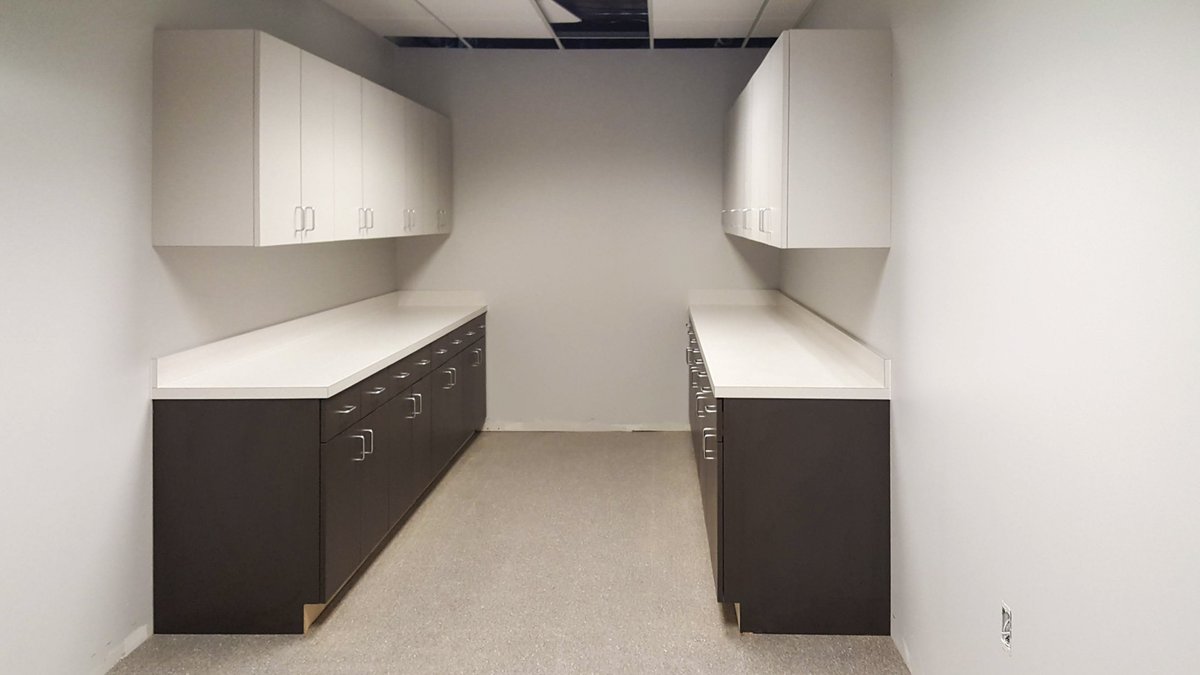 2rmillwork's tweet photo. A little #Throwback to when we traded our hard hats for stethoscopes 👷‍♀️👩‍⚕️
Custom millwork for the future of healthcare — Galen College of Nursing, Houston 🪚
#Millwork #Houston #GalenCollege #DesignBuild #ConstructionLife #2RMillwork https://t.co/p2R8hXCn1a