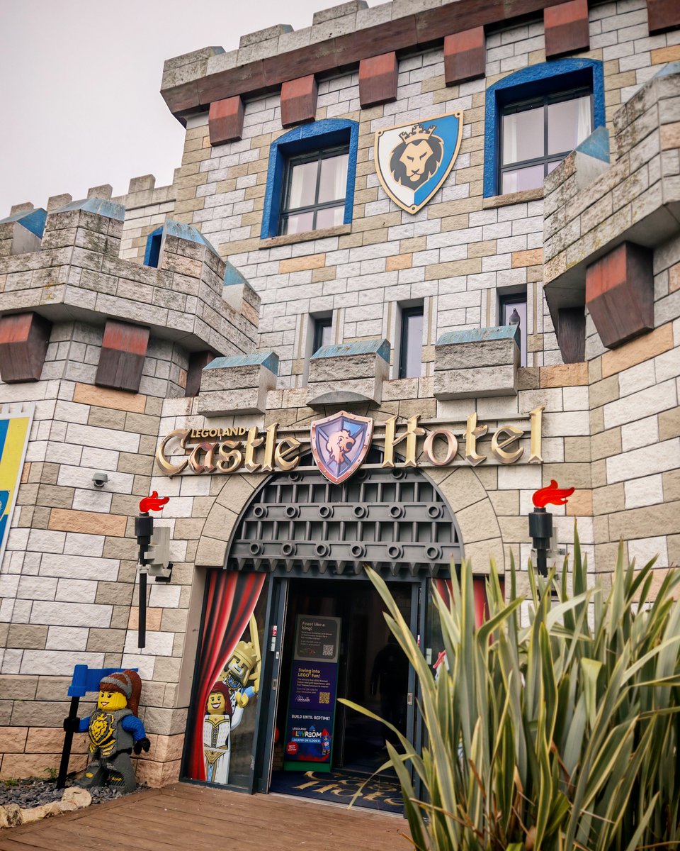 FrenchieMummy's tweet image. Have you ever stayed at LEGOLAND Windsor? Is it worth the hype? ad 

Read my review here : 
thefrenchiemummy.com/overnight-stay…

Book now your overnight stay at LEGOLAND Windsor with its special offers:

prf.hn/l/7DwR2Ww/

shorturl.at/vT0Si

urli.info/1iJss