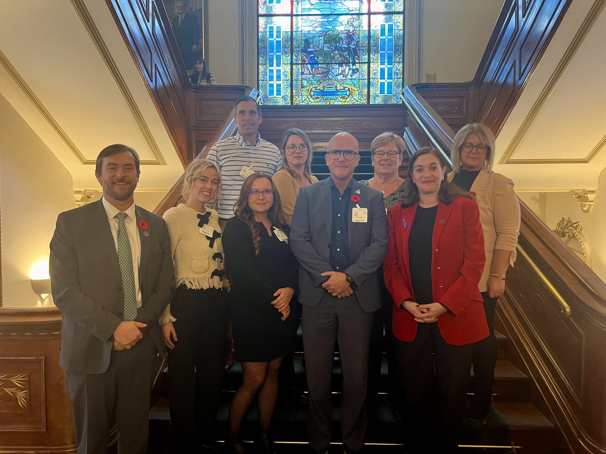 Je tiens à remercier chaleureusement le CASA - Committee for Anglophone Social Action d'avoir fait le trajet de la Gaspésie à l'Assemblée nationale la semaine dernière pour assister à ma déclaration reconnaissant votre 50e anniversaire.

Félicitations pour ces cinquante années de