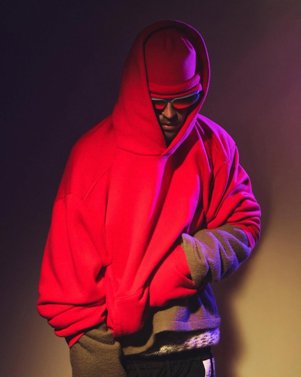 Spotify Monthly Listeners:

#6. Justin Bieber (=) — 98,702,843 (+65,387) 

*Peak: 104.4M*