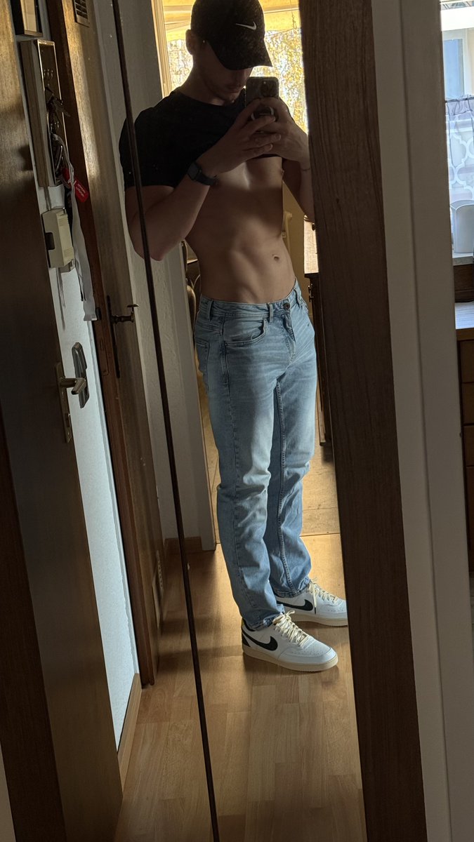 x_vers_x_backup's tweet image. Come and kiss my body boy🔥