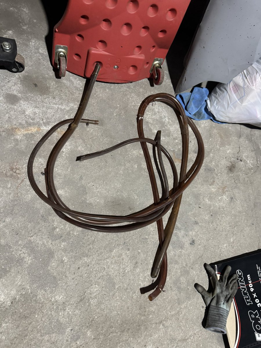 本日限定❣️¥49、999からの大幅値下げ‼️アナと雪の女王電動自動車日本未発売 ƱƷ (@EG6_CatEye) / Posts / X