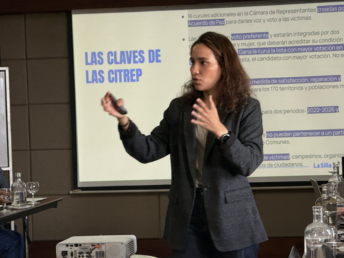JulianAndradeR's tweet photo. Gracias a @IRI_es y @lasillavacia periodistas de Putumayo y otras regiones participamos del taller: “Investigar y contar las elecciones al Congreso con una mirada local”. https://t.co/rwCMMHj5Bs