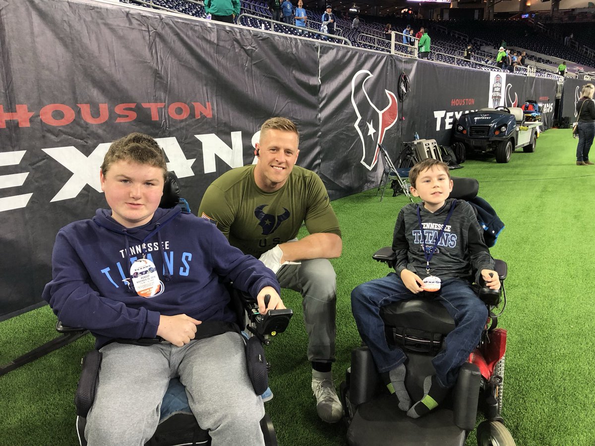 FightDMD.com tweet media