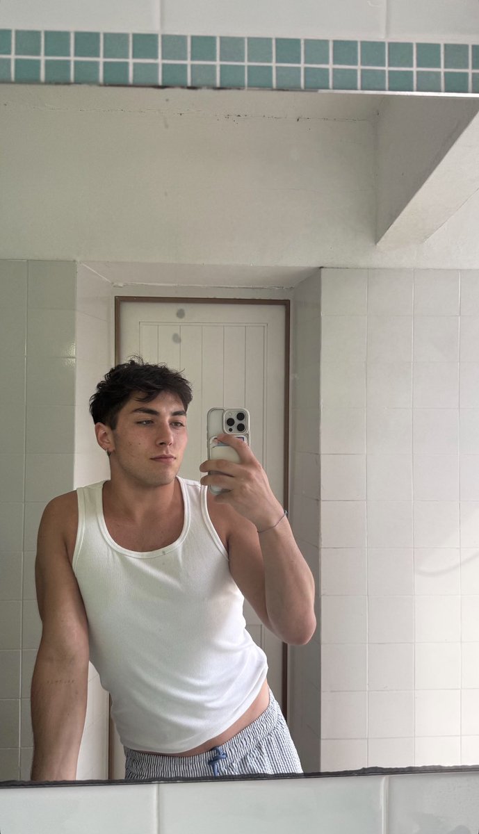 Michael (@mikeargenio) on Twitter photo 