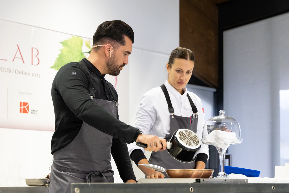 ordinoesviu's tweet photo. 🧑‍🍳Un any més la Mostra Gastronòmica d'Andorra i Pirineus ha estat tot un èxit amb més de 440 comensals i 166 assistents als tallers i degustacions del Gastrolab.

👏Gràcies a tothom qui ho ha fet possible. https://t.co/xRyhN7Ytcr