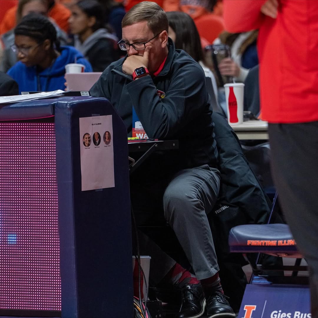 CollSportsComm's tweet image. Yesterday marked the end of #CelebrateCSC Week. Thanks for a great week! ICYMI, here’s a couple highlights from last night:

Stay tuned for the announcement of the winner of the FREE #CSCUnite26 convention registration TOMORROW 🙌