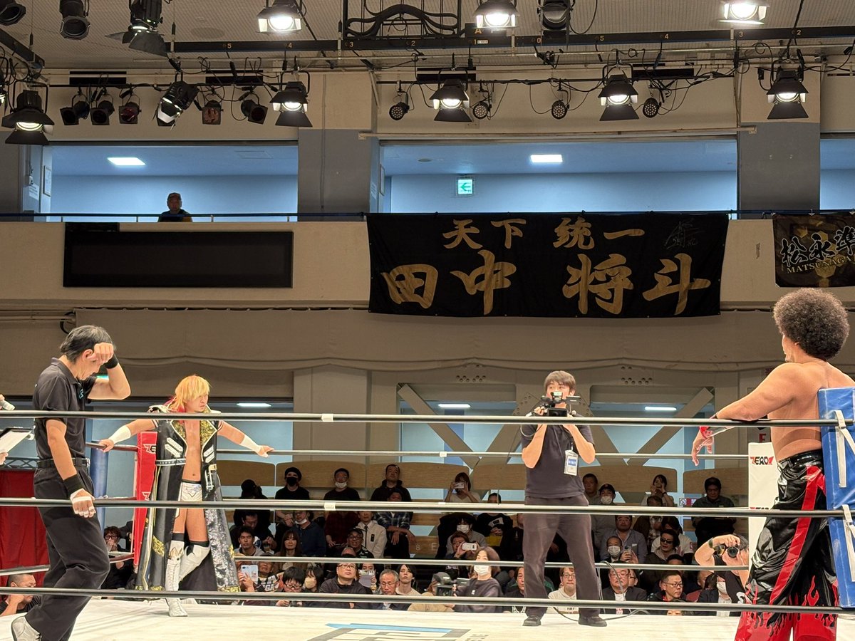 pwnotsudoi's tweet image. お前は基本的になんでも褒めるし、神興行って頻繁に言うなぁ！と思われたりしてるかもしれませんが、普段から全く嘘はないんです。ただ今日はちょっと今年観戦した大会の中で間違いなくトップな内容の神興行！全試合面白い！客席が超熱い！メインまで尻上がりに盛り上がる！凄すぎた！

 #pwzero1