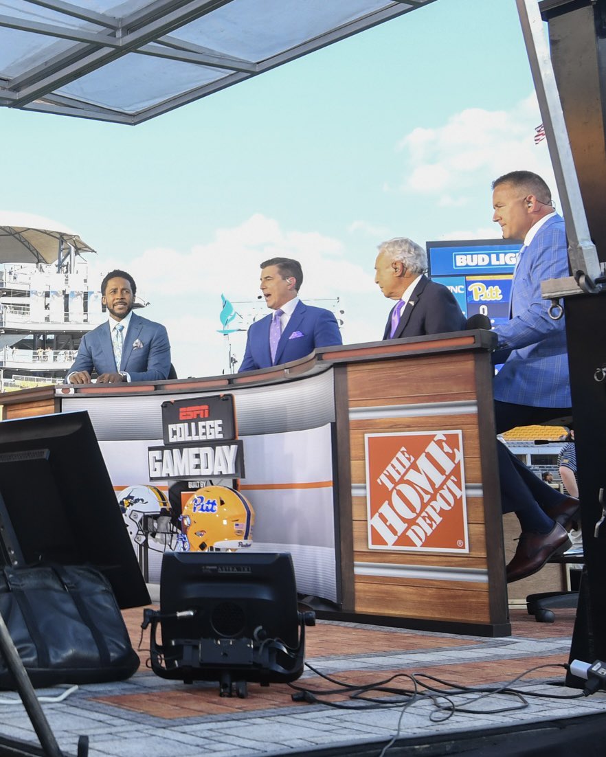 Pitt_FB's tweet image. It’s @CollegeGameDay week in Pittsburgh