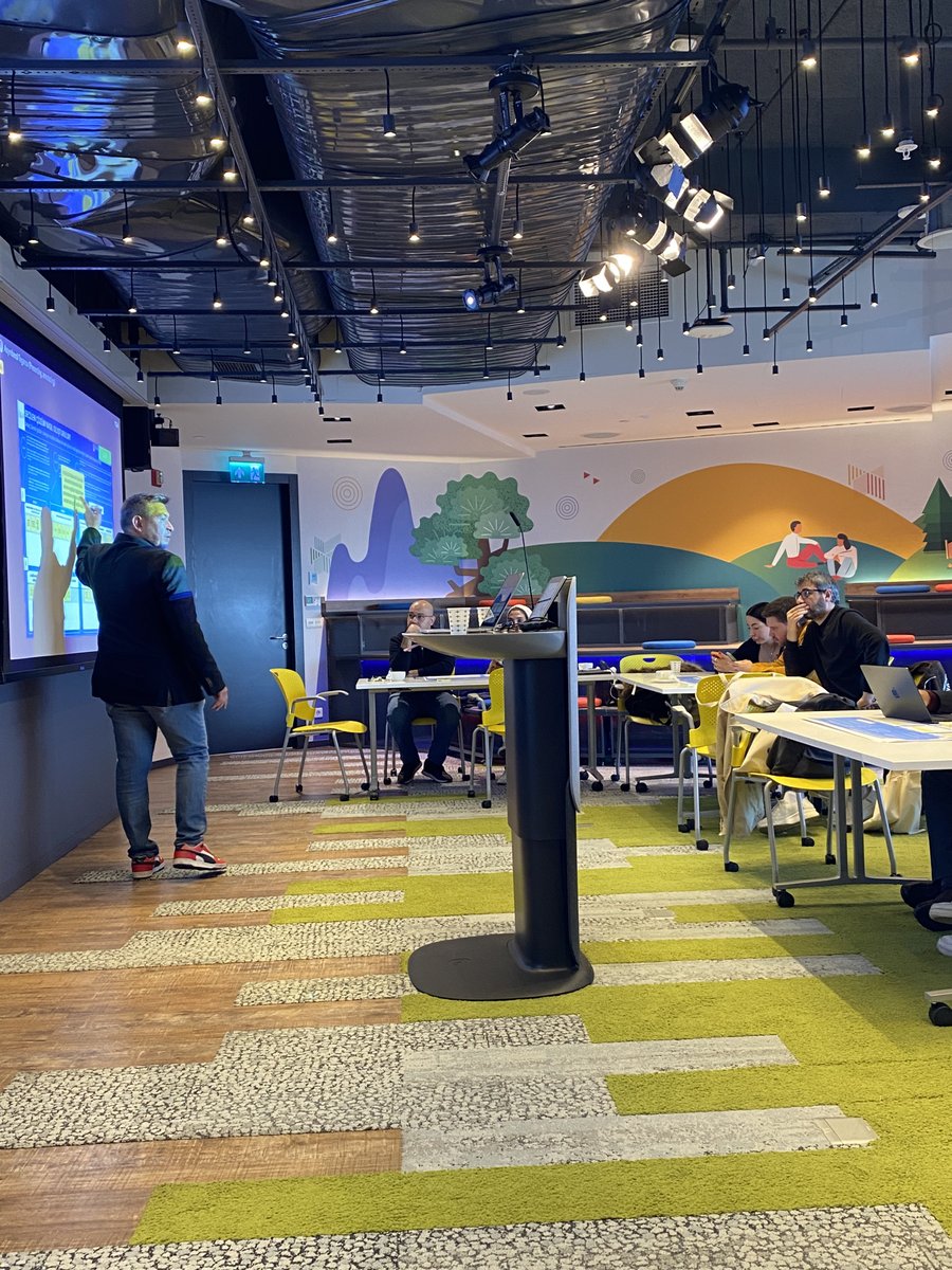 muratkahraman's tweet image. Last week, we wrapped the AI Design Sprint Türkiye workshop on Nov 4 at Google’s Istanbul office — led by FT Strategies with the Google News Initiative. 

From ideas → action: teams left with prioritized AI use cases and next steps.   

#AI #Media #DesignSprint #Istanbul