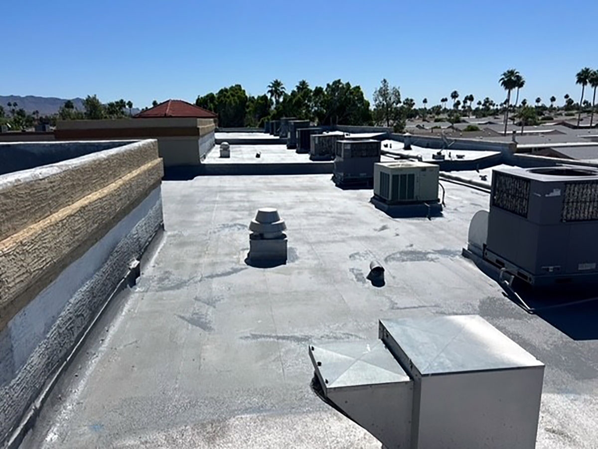 RoofArizona's tweet photo. When considering roof coatings in Scottsdale, AZ, which is better, elastomeric roof coating vs. asphalt roof coating for foam roof maintenance in Arizona? Find out the answer here: https://t.co/uxFL80ozTi #msw #mswcontracting #roofinginscottsdale #scottsdaleroofing https://t.co/8Vt7W4Mv34