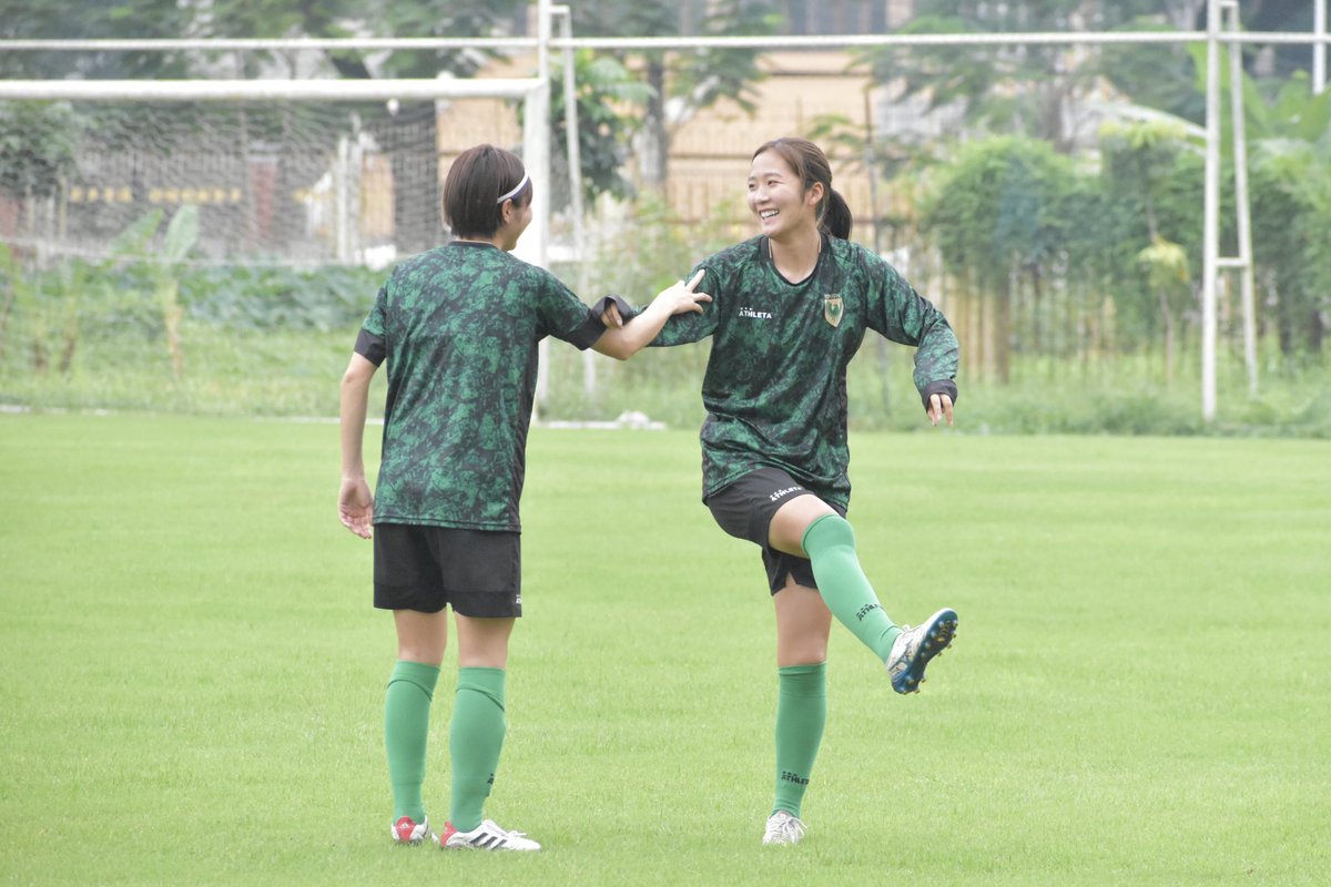 tokyo_beleza's tweet photo. Training Session!
#ISPE(ミャンマー)戦は17:30キックオフ(日本時間)⚽️
AWCL特設サイトはこちら▶️https://t.co/GcOaEhTx33
#beleza
#日テレ・東京ヴェルディベレーザ
#アジアの頂点へ https://t.co/UGlOe7IinK