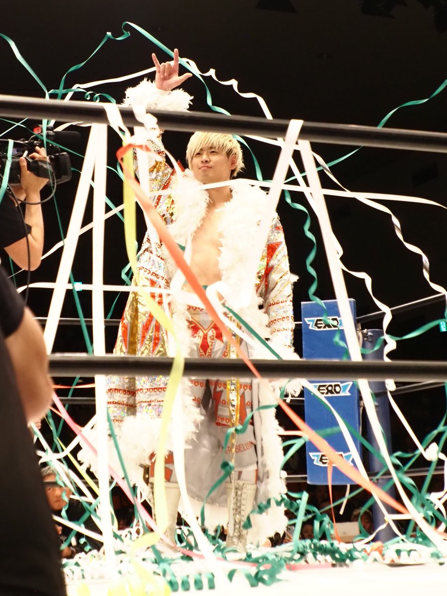 oume86's tweet image. 【20251110@後楽園ホール】
久々の紙テープ✨✨✨
もう何億年ぶりだろうというくらいの気持ちでした🫢
#pwzero1 #noah_ghc
#小峠篤司 選手 #清宮海斗 選手