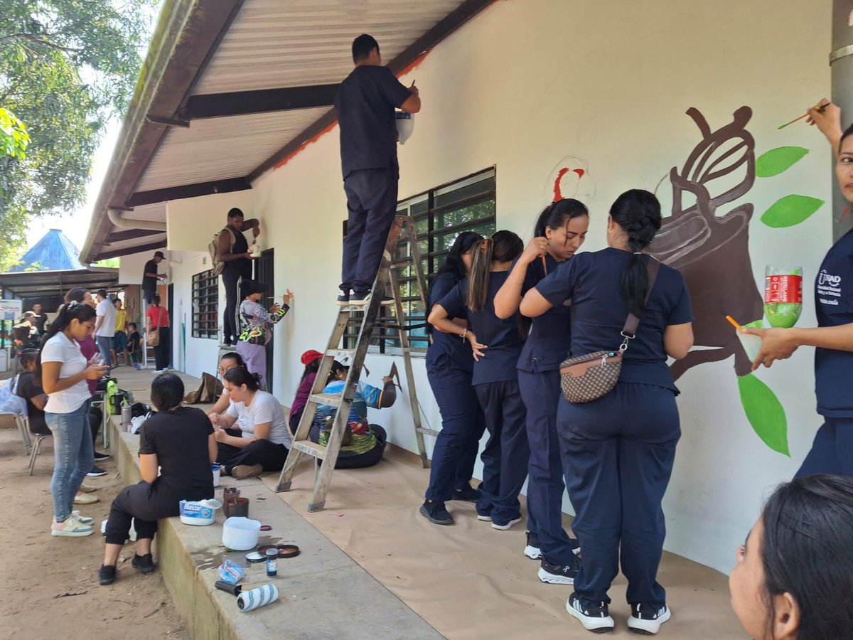 Conny Osorio tweet media