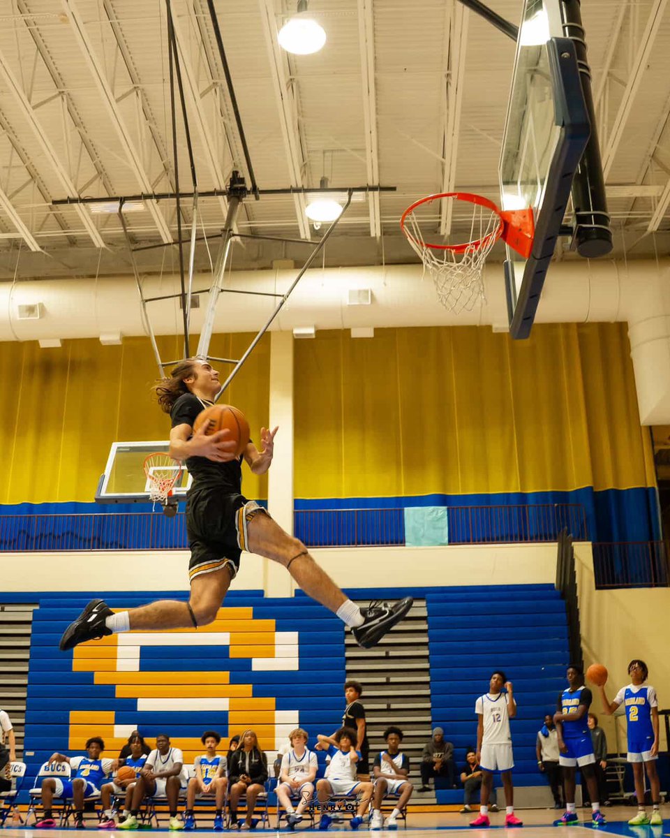 Kade Manley (@kademanley2027) on Twitter photo 