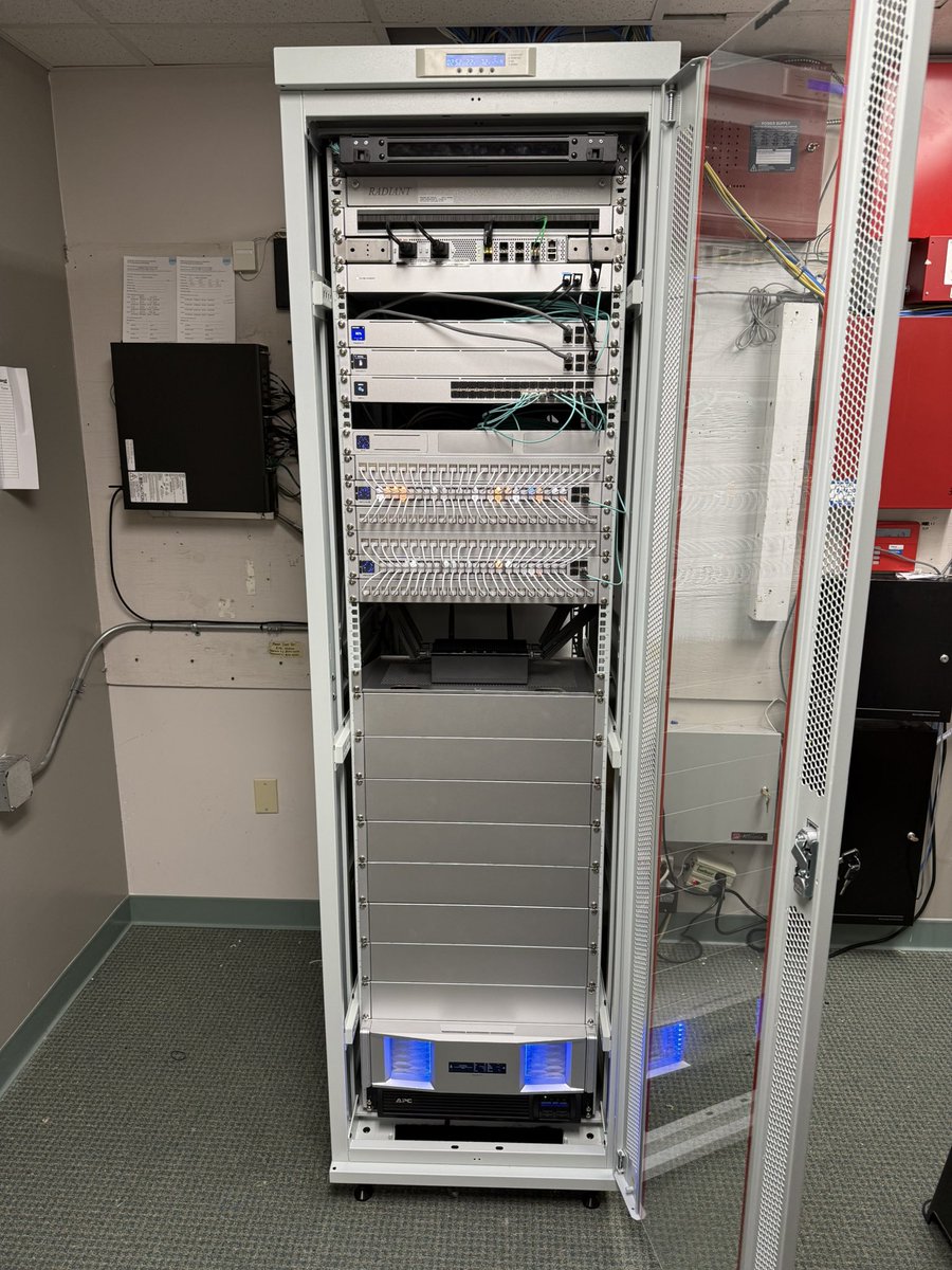 During the weekend we overhauled network racks at both locations cleaning all wiring and setting up high-availability UniFi MDFs with ENVRs ready for Protect and Access deployment. Still waiting for UniFi UPS and other rack gear to arrive. Final result should be 🔥