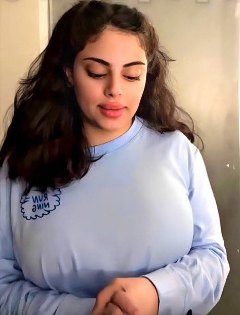 - ريناددد الورعه والحجمم😋😋.