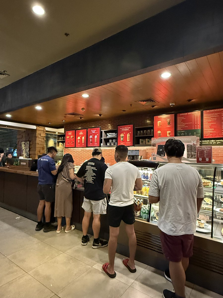 Papi_pup2020's tweet image. Helow istarpaks krinpilt! 😊 sa ngalan ng stickers! Hahahaha