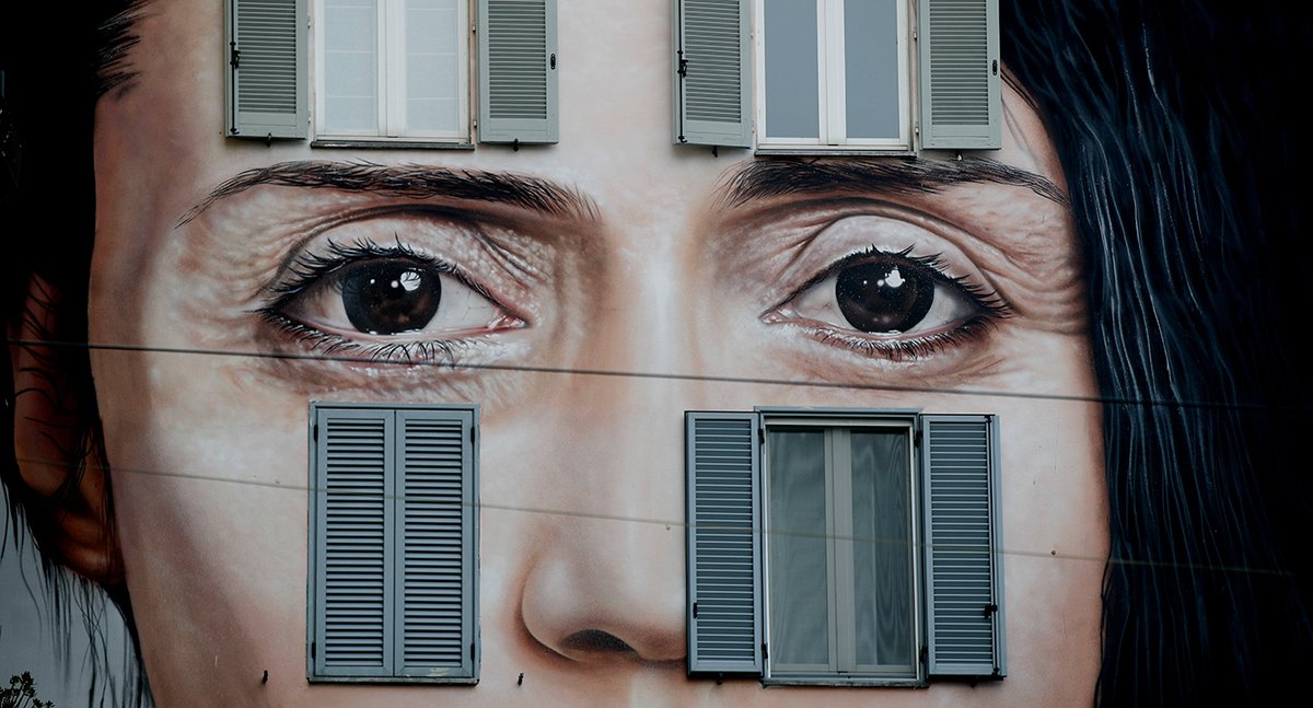 Menschen betrügen dreimal so oft, wenn sie mit einer Maschine statt mit einem Menschen interagieren. 

Das zeigt eine Studie von <a href="/MichelAMarechal/">Michel Maréchal</a> , <a href="/econ_uzh/">Economics at Zurich</a> , <a href="/UZH_ch/">Universität Zürich</a> 

dievolkswirtschaft.ch/de/2025/11/onl…