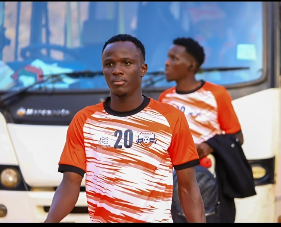 Making a name for himself...
<a href="/asiki_chrispus/">Asiki Chrispus</a> at <a href="/KitarafcHoima/">Kitara Football Club (The Royals)</a> <a href="/UPL/">StarTimes Uganda Premier League</a> <a href="/OfficialFUFA/">FUFA</a> 
<a href="/Ugandancherries/">BOURNEMOUTH KAKIRA F.C.🇺🇬🍒🇺🇬</a> #afcb
🇺🇬🍒⚽️
