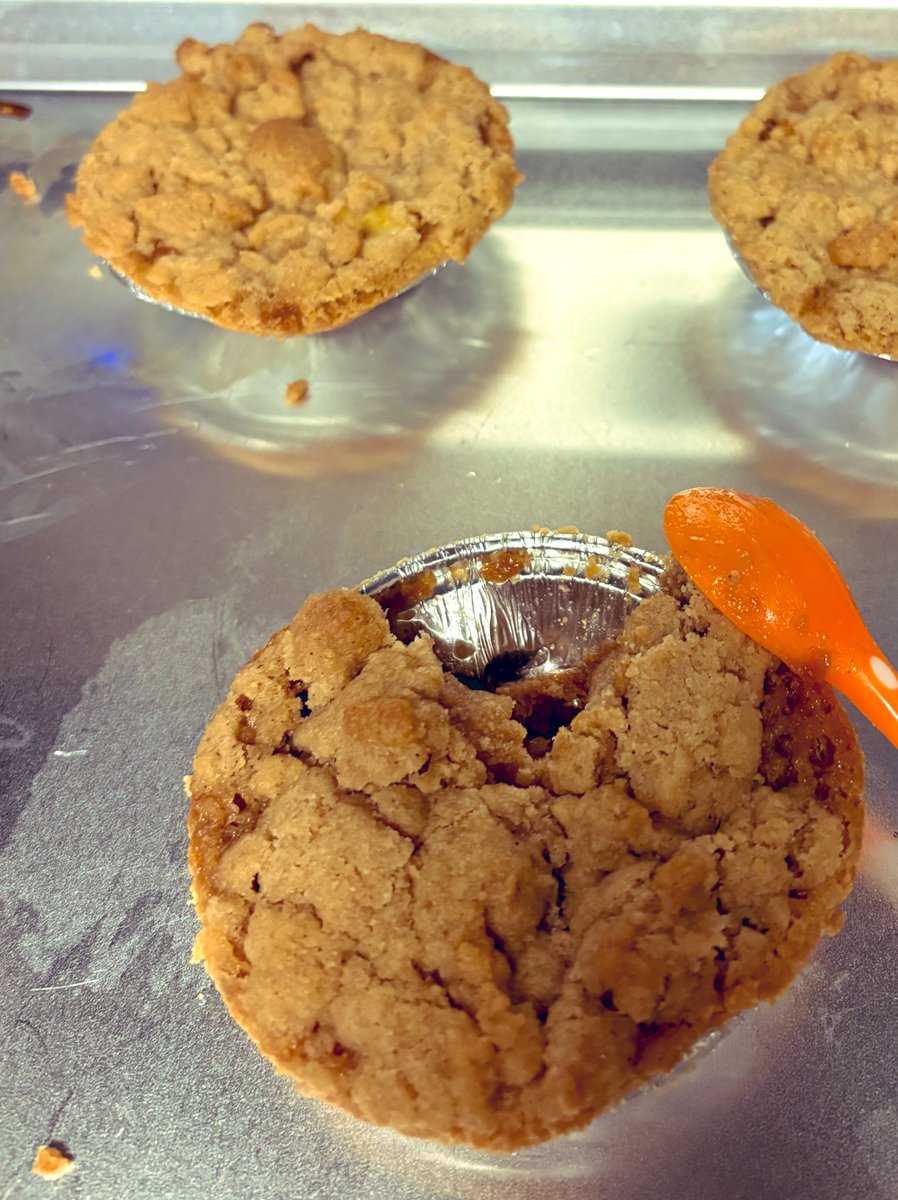 yummy little apple pies 🍎🥧