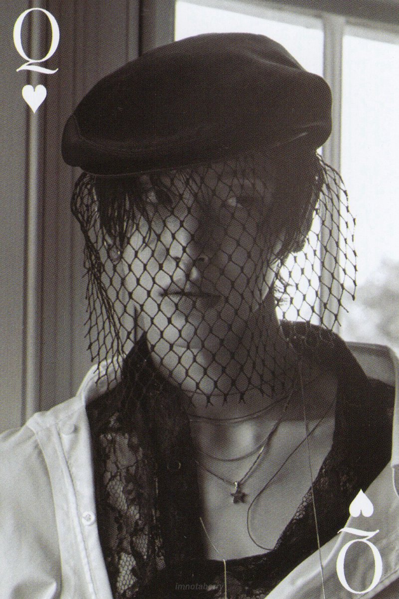 imnotaberry's tweet image. [SCAN] 
Silence: Inside the Fame TRUMP CARD #원빈