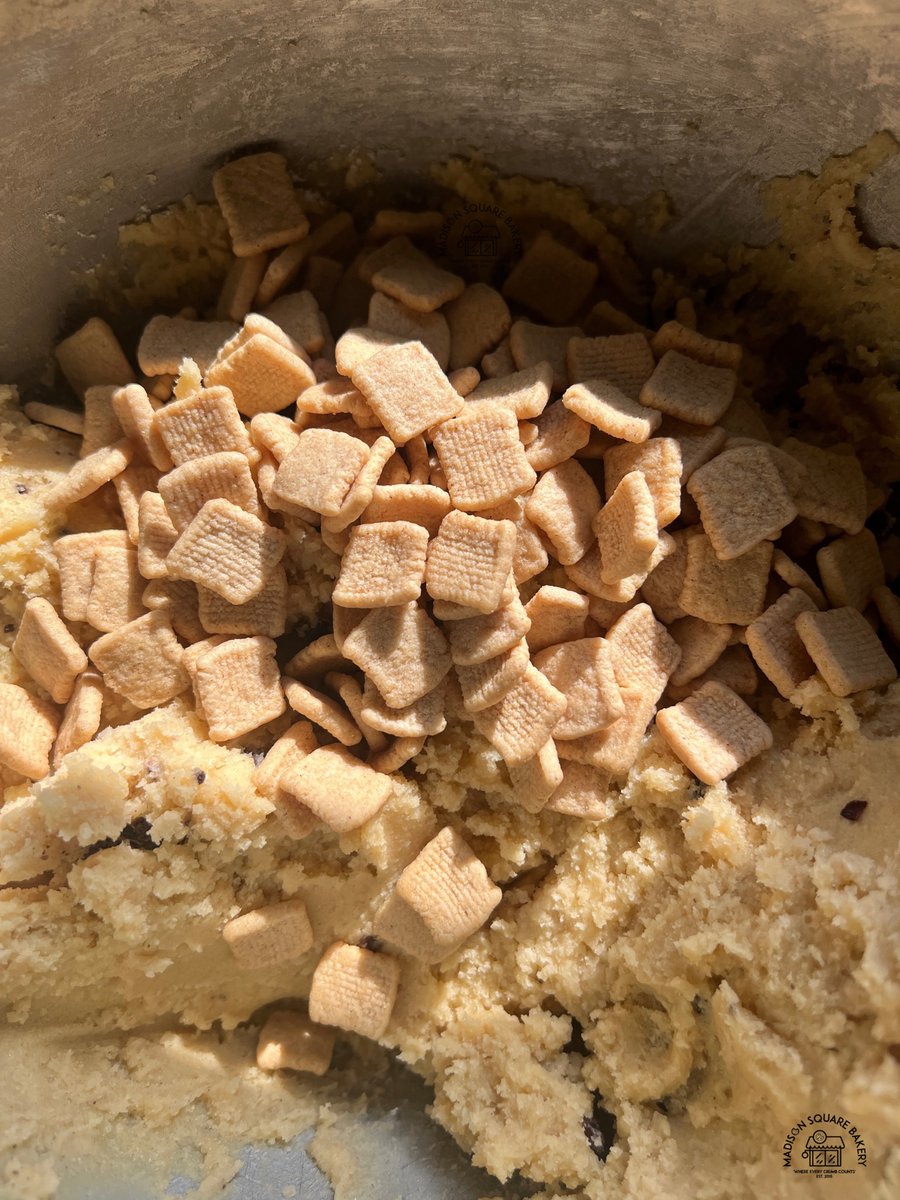 MadisonSqBakery's tweet image. This is my number one seller! Vanilla dough with Brown Sugar Poptarts and Cinnamon Toast Crunch!