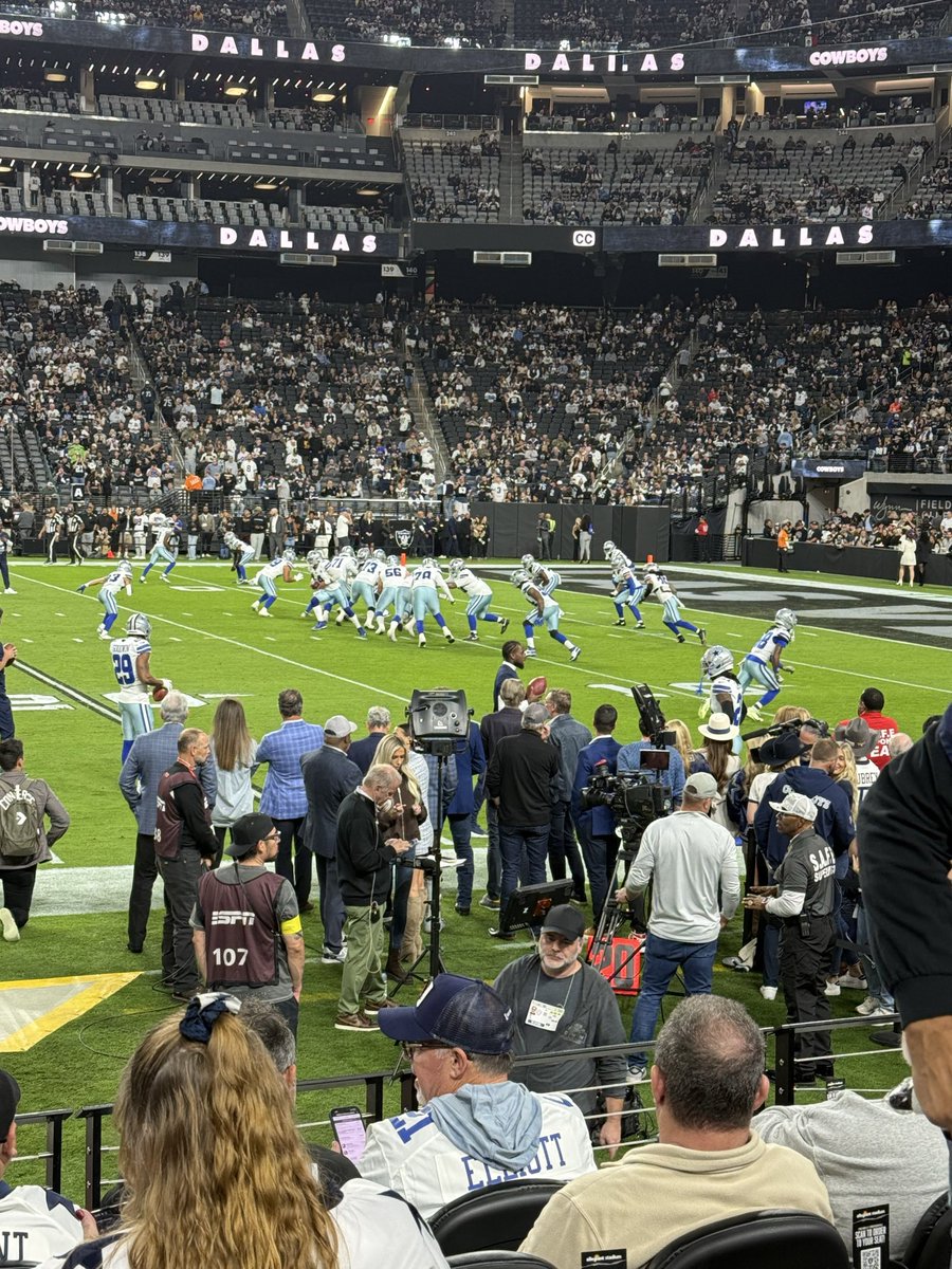 Let’s do this <a href="/dallascowboys/">Dallas Cowboys</a> #Cowboys Nation 🙌🏼😎👊🏼