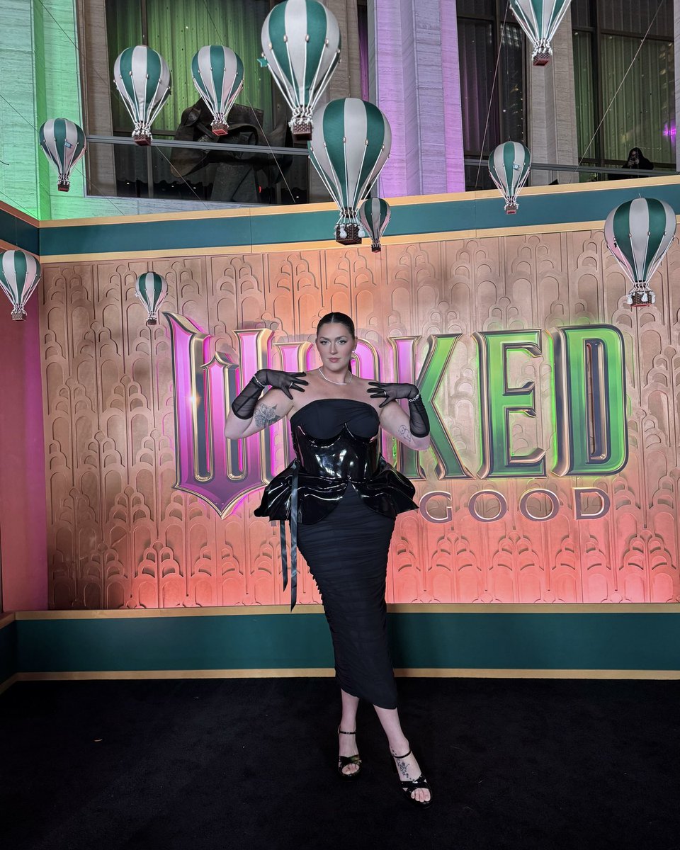 Serving looks that are nothing short of Wicked ✨

Stefanie Dolson at the <a href="/wickedmovie/">Wicked: For Good</a> premiere in NYC!