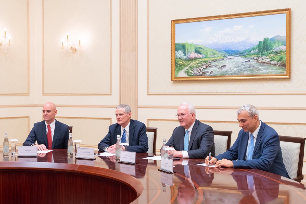 Ch_JesusChrist's tweet photo. Elder David A. Bednar, an Apostle of The Church of Jesus Christ of Latter-day Saints, recently met with President Shavkat Mirziyoyev of the Republic of Uzbekistan.
 
President Mirziyoyev emphasized the continuous need for economic growth, particularly for the younger generation. He also shared the progress being made to reduce poverty and provide economic opportunities for the benefit of the Uzbek people.
 
“When people of faith and goodwill work together to bless others, hearts are softened and lives are changed,” said Elder @BednarDavidA, emphasizing Jesus’ invitation to care for individuals. “We are deeply grateful for the warm friendship of the people and leaders of Uzbekistan.”

Learn more on Church Newsroom. 

https://t.co/sjYXlXGGsF