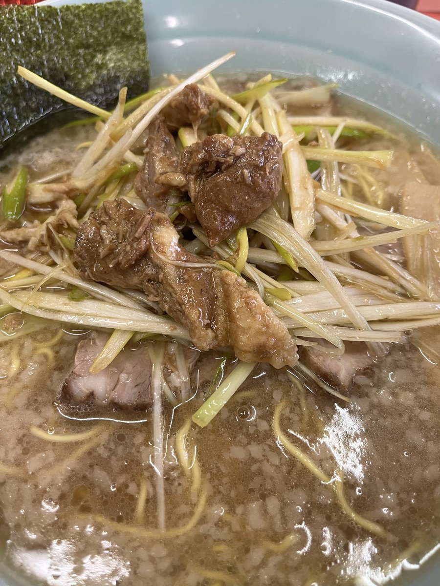 M2438976419826's tweet image. 動いた後の1杯はとても染みる。
マイホームである秋田県能代市『ラーメンショップ能代』ネギラーメン中 ネギ丼小
本日もご馳走様でした。

＃ラーメンショップ日本一
＃ラーメン部
＃健康食