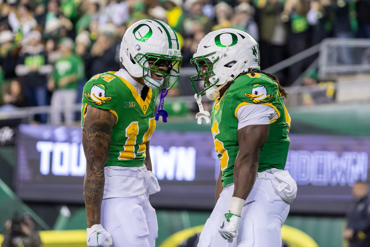 Slash Football Feature 🏈 tweet media