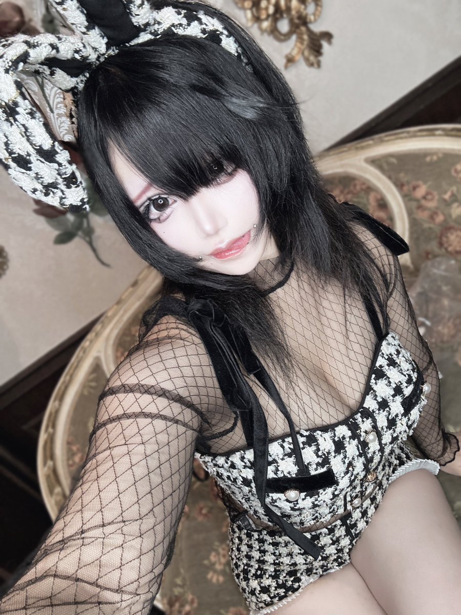 ke46237's tweet photo. 可愛いお顔見ながら寸止めしまくるの気持ちいい❤❤❤ https://t.co/WWiBNRk7l1