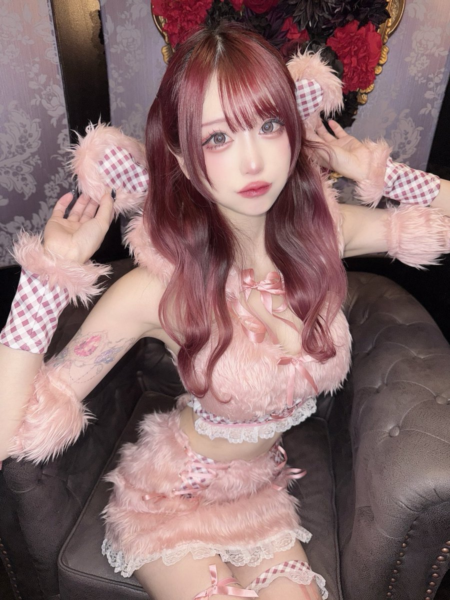 ke46237's tweet photo. 可愛いお顔見ながら寸止めしまくるの気持ちいい❤❤❤ https://t.co/WWiBNRk7l1
