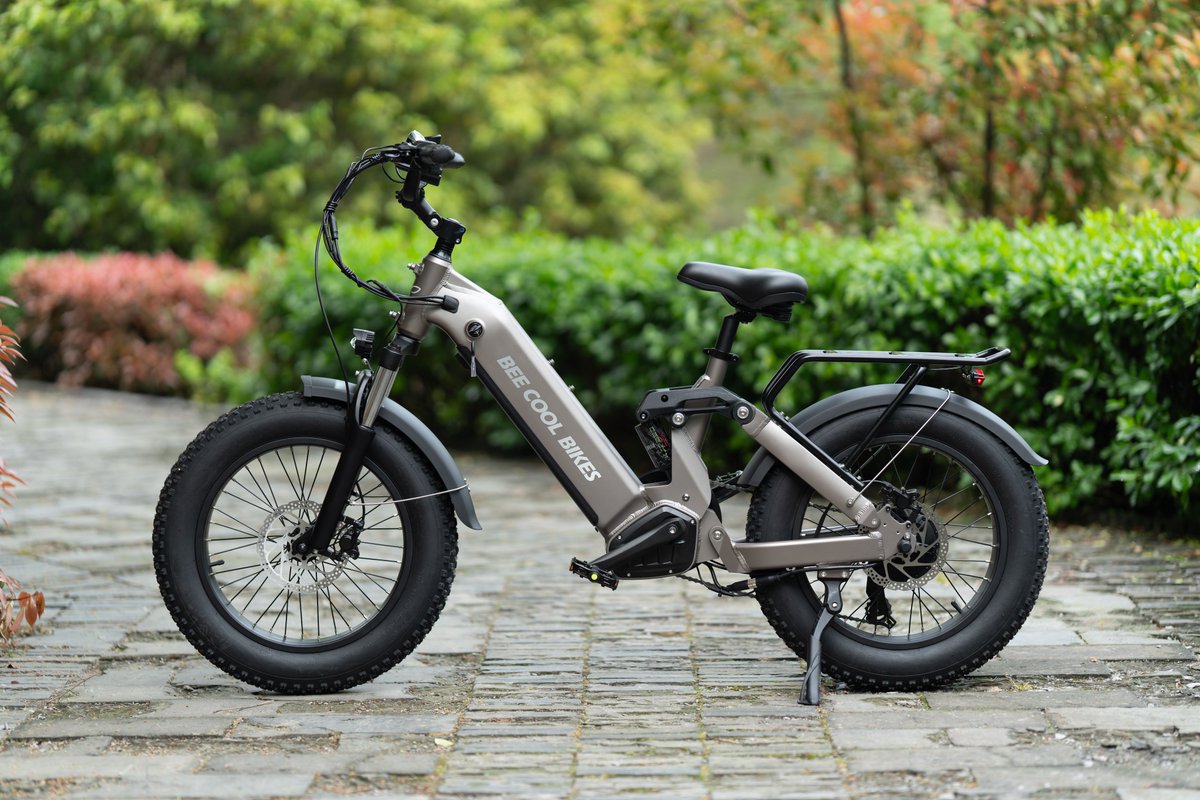 BeecoolBikes's tweet photo. 🥰Bee Ranger — The Compact Power Beast
🤩Bee Ranger delivers explosive power, fast speed, long-lasting range, and agile control.
https://t.co/JrNjxBDufq
#BeeRanger #BeeCoolBikes #MiniPowerBeast #ElectricBike #RideWithPower #LongRangeEbike #FastAndAgile #EbikeLife #UrbanRider https://t.co/CWnAY0ozuq