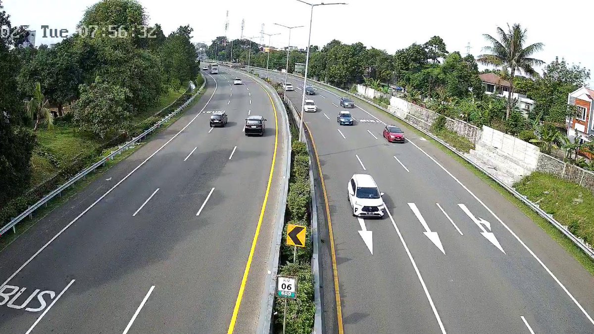 infotolbsd's tweet image. 08:04 WIB lalin Ruas tol Pondok Aren-Serpong lancar di kedua arah cuaca cerah, tetep hati-hati dan tertib saat berkendara @TMCPoldaMetro@NusantaraInfra @RadioElshinta
