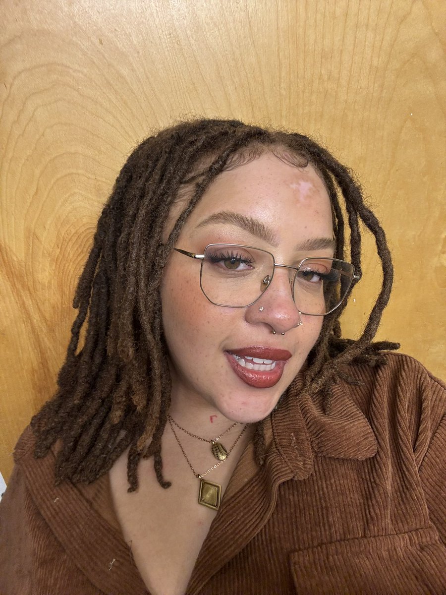 loda 𖤓°⋆.ೃ࿔*:･ tweet media