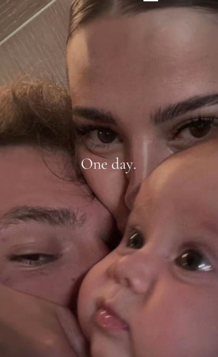 me and who (@twetsfyp) on Twitter photo 