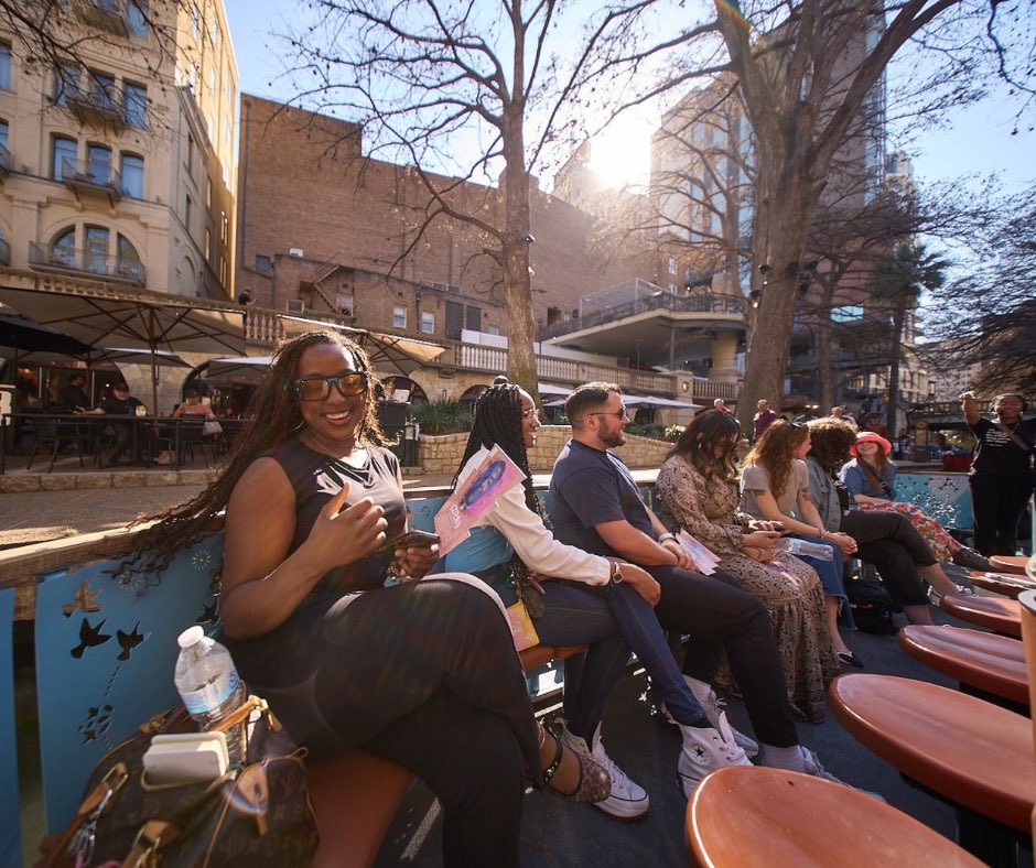 🌊🛶 Our Black History River Boat Tour is coming up! Join us for a 100-minute cruise exploring San Antonio‘s African American community along the Riverwalk.

📆 Nov 22
⏰ 10:45 AM
📍218 S. Presa in La Villita

🔗 Get you tickets now - saaacam.org/event/black-hi…