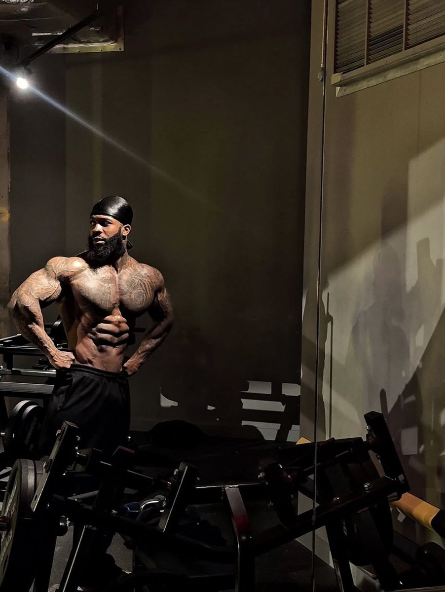 thebigwriter_'s tweet image. Stay consistent 😎