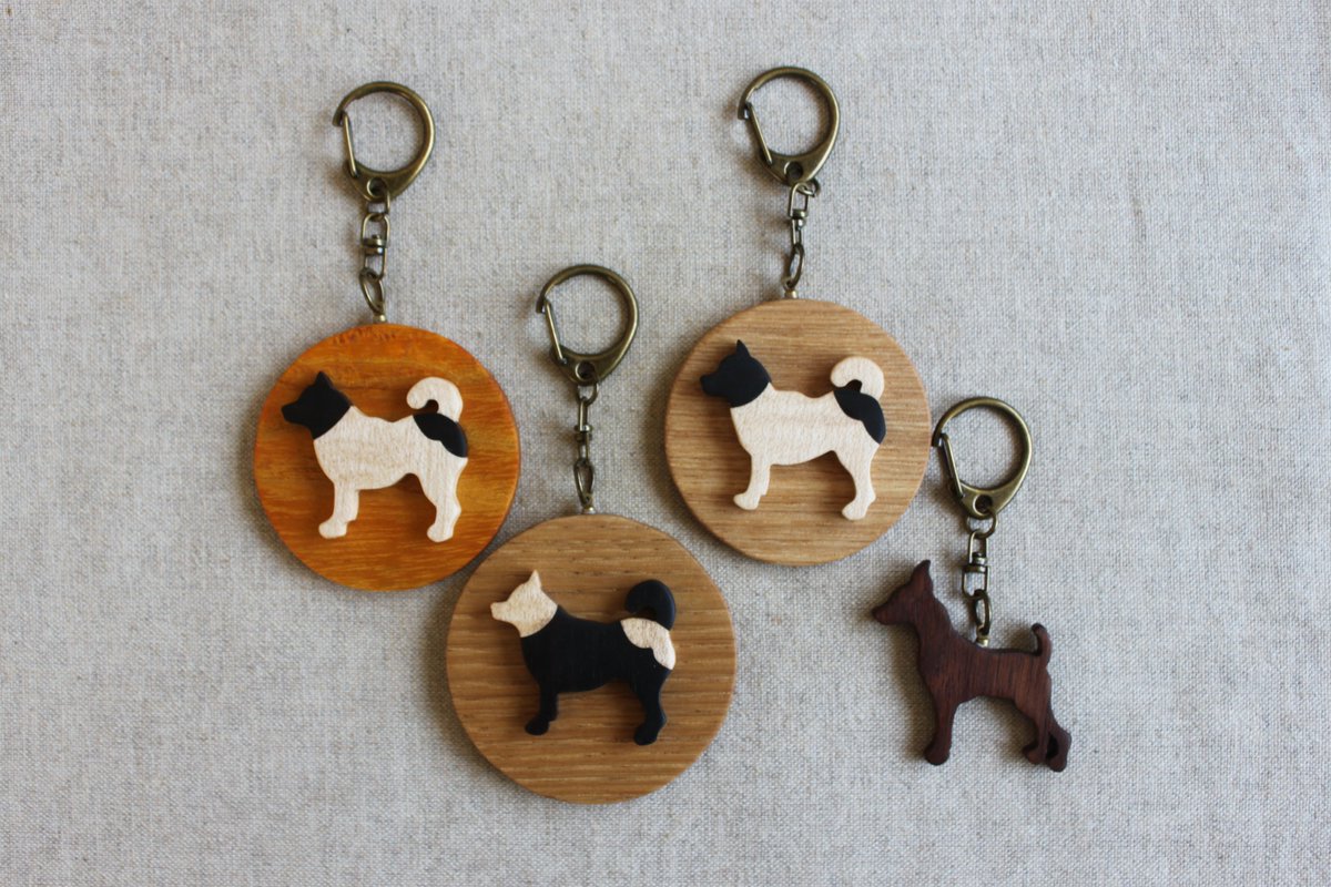 素晴らしい彫り 聖獣バロンの黒檀 木彫り 最高の出来 !! バリ島の黒檀、聖獣バロンの木彫りの置物。