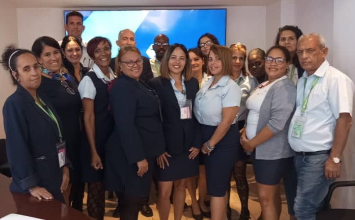 AerovaraderoSA's tweet image. @AerovaraderoSA acogió en este día la primera jornada del Forum para la Innovación 2025, un evento dedicado a resaltar el talento de jóvenes innovadores.