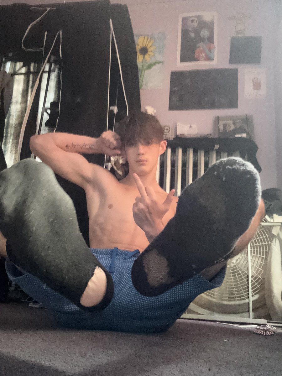 Unknwnking69's tweet photo. bet you fags love the tease of the sols just get into the dms u know what to do https://t.co/jQ24ouMMiQ