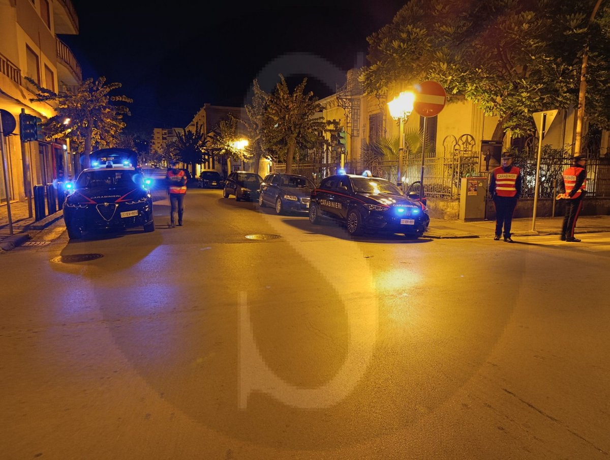 Barcellona PG, controlli straordinari dei Carabinieri: 50 veicoli fermati e numerose sanzioni - is.gd/JDoxM9