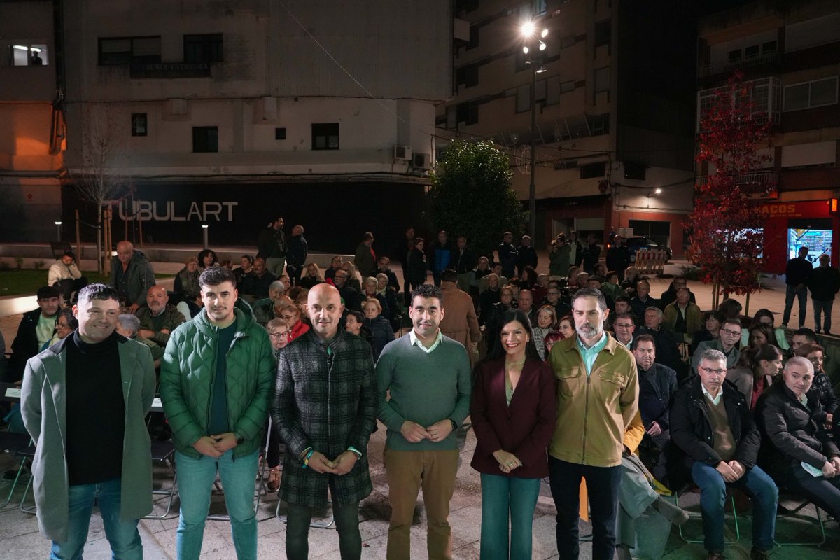 O Plan EXTRA da <a href="/depo_es/">Deputación Pontevedra</a> nace para que os pequenos e medianos concellos fagan realidade esa obra tan necesaria para eles.

📍 Desde O Porriño, abordamos cos alcaldes e veciños da comarca de Vigo os 6️⃣ proxectos que, a través dos seus municipios, nos axudarán a ser unha