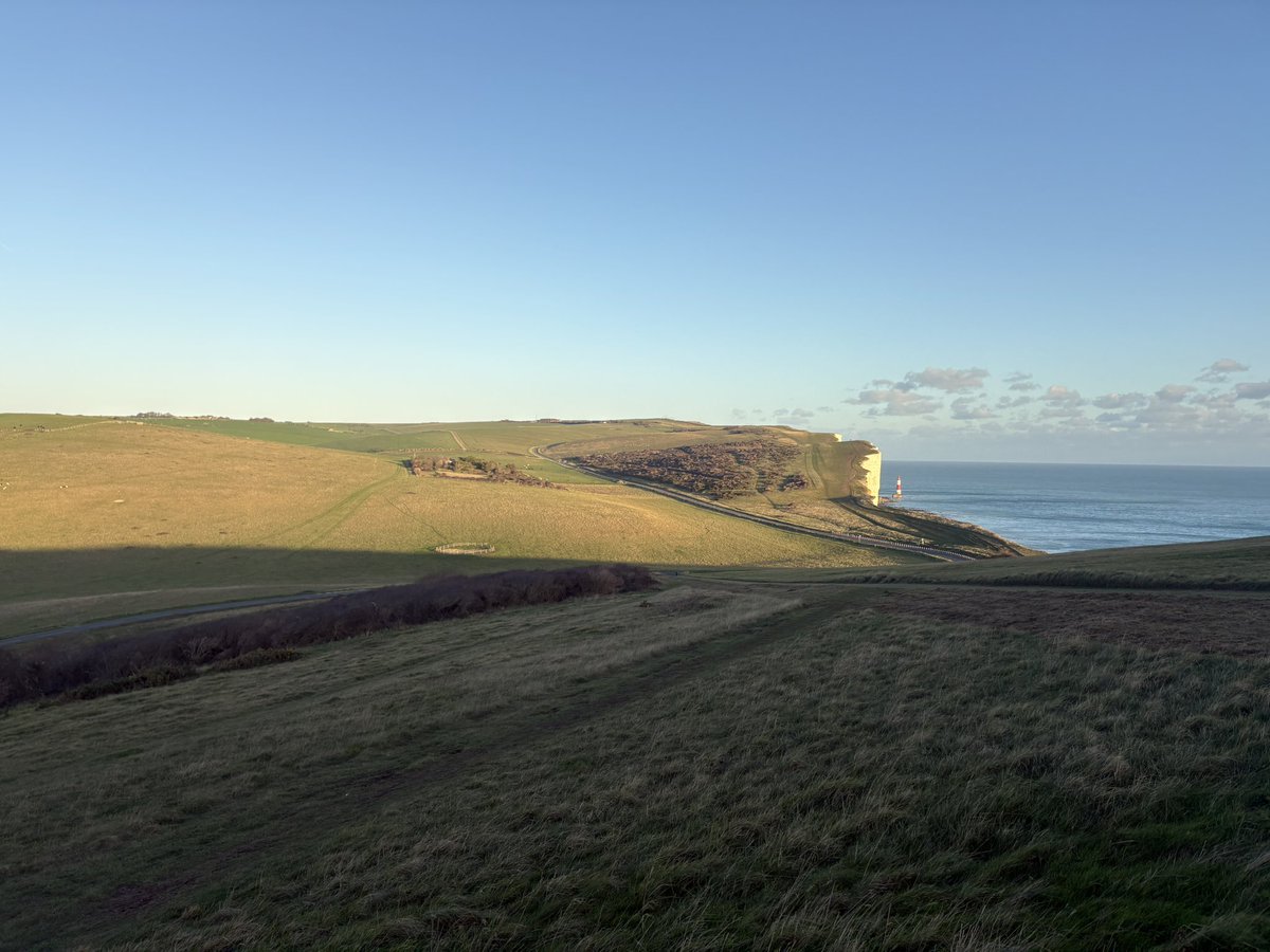 devadam88's tweet image. Day 30 of #30DaysOfExercise

It’s done! Finished with a bang.

18km hike by the Seven Sisters 🙃