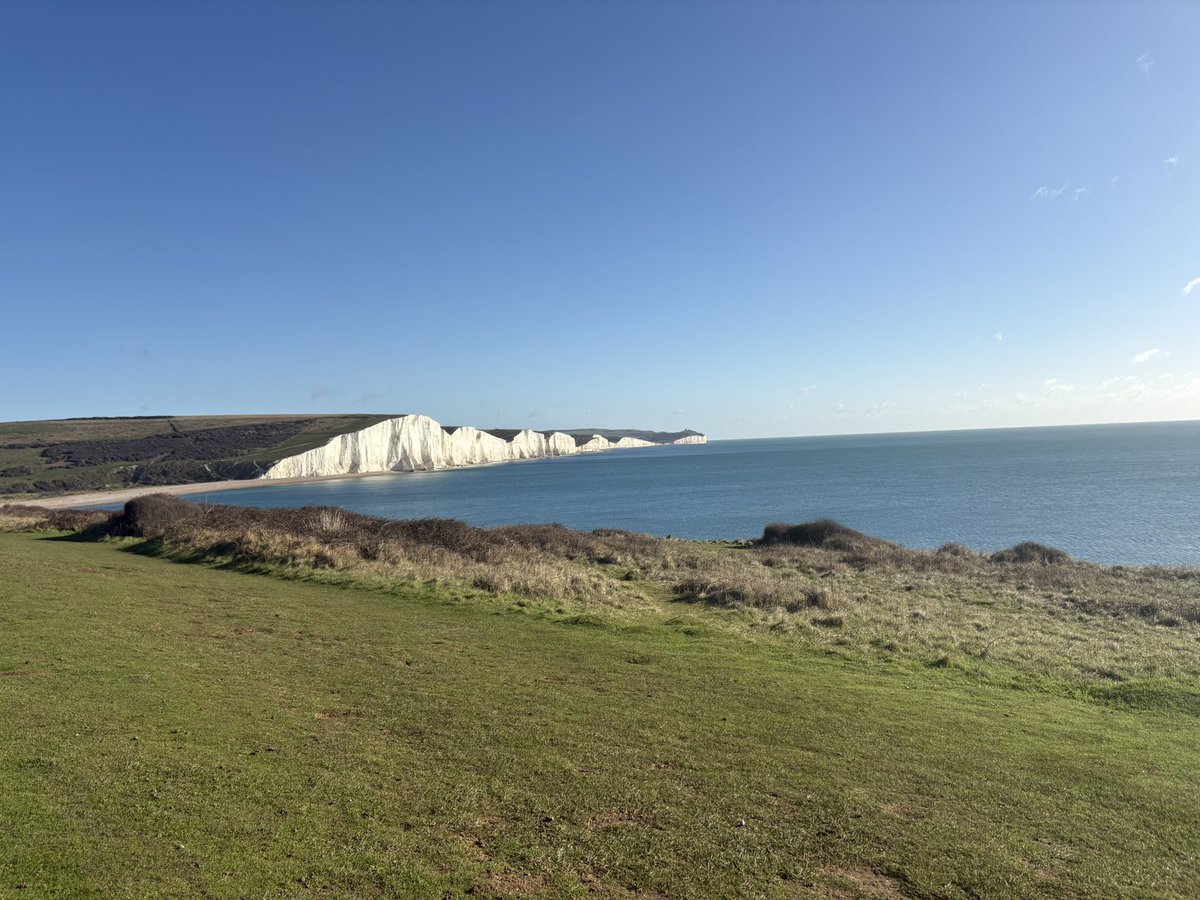 devadam88's tweet image. Day 30 of #30DaysOfExercise

It’s done! Finished with a bang.

18km hike by the Seven Sisters 🙃