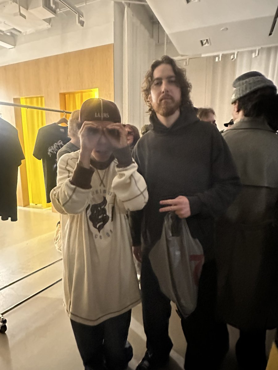 lifeofthom's tweet photo. THANK YOU TO EVERYONE WHO SLID TO THE DRIVING BLIND POP UP IN WEST HOLLYWOOD @lepere PEACE TO @trevorspitta @kwame @TrentJosiahNC FOR THE RAPS , THE DRIVING BLIND CAMPAIGN CONTINUES #DRIVINGBLIND https://t.co/DjQi6G5yHo