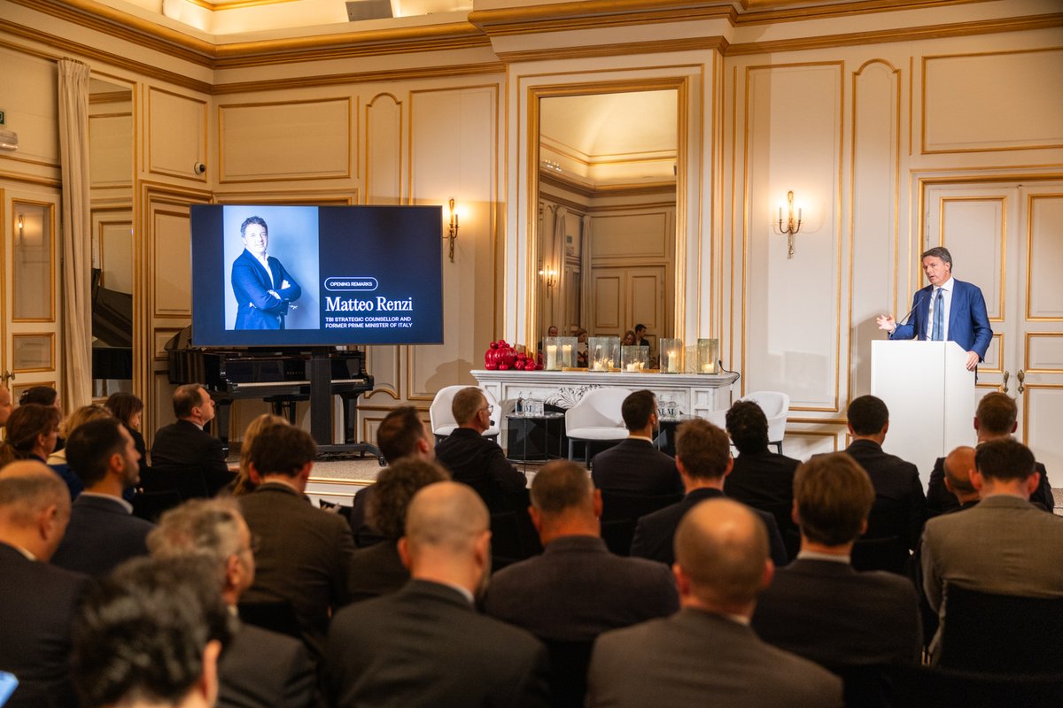 InstituteGC's tweet image. Europe’s future depends on it becoming a tech power.

This evening in Brussels TBI Strategic Counsellor @MatteoRenzi hosted policymakers and experts to explore how to enhance Europe’s position in global innovation and economic growth 🌍
